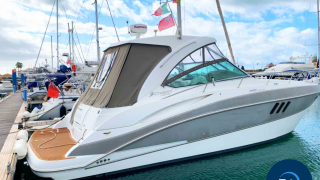 FOR SALE: Cruisers Yachts 360 