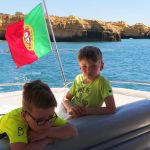 Passeio de barco em Vilamoura em Família