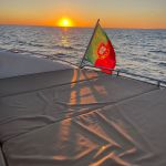 Pôr do Sol sobre o Oceano no Algarve
