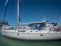 Sailing Charter Yacht 