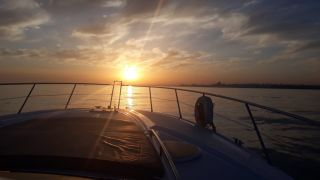 4. Classic SUNSET Cruise