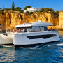 Catamarã de luxo no Algarve