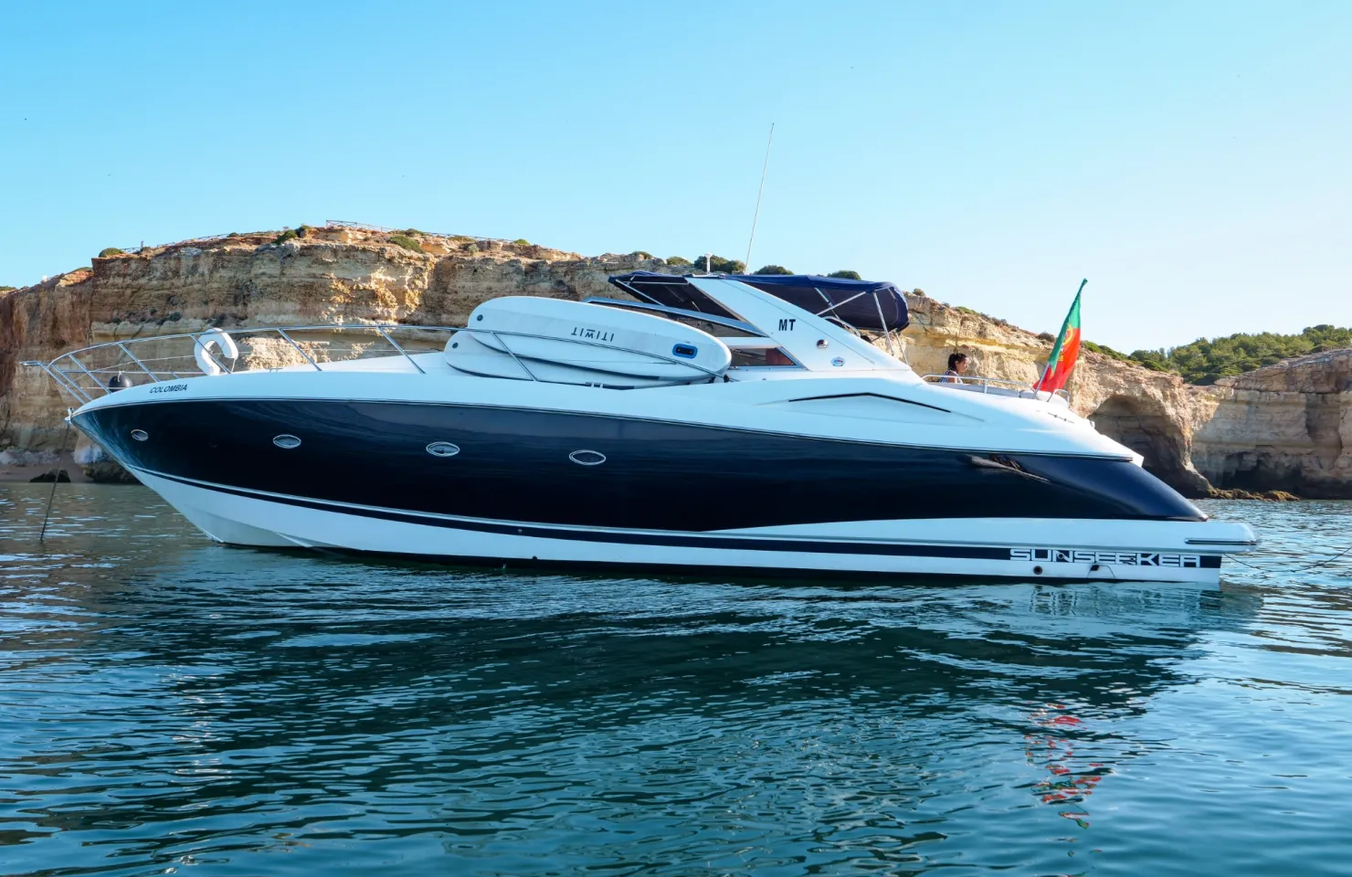 Luxury Boat Hire