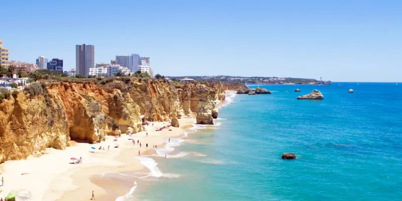 10 Hidden Beaches Only Accessible by Yacht in the Algarve