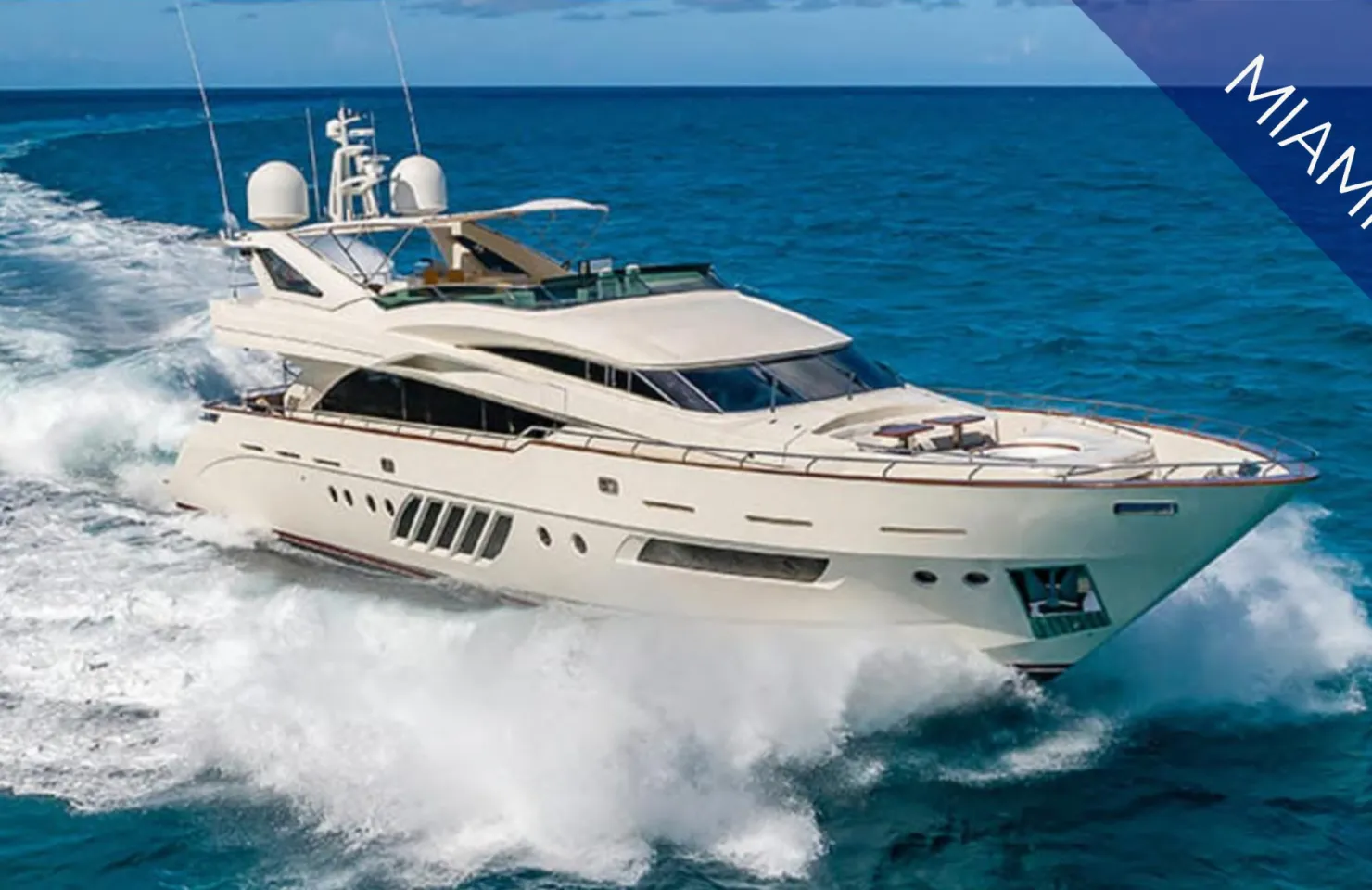 PRIVATE BOAT RENTAL IN MIAMI