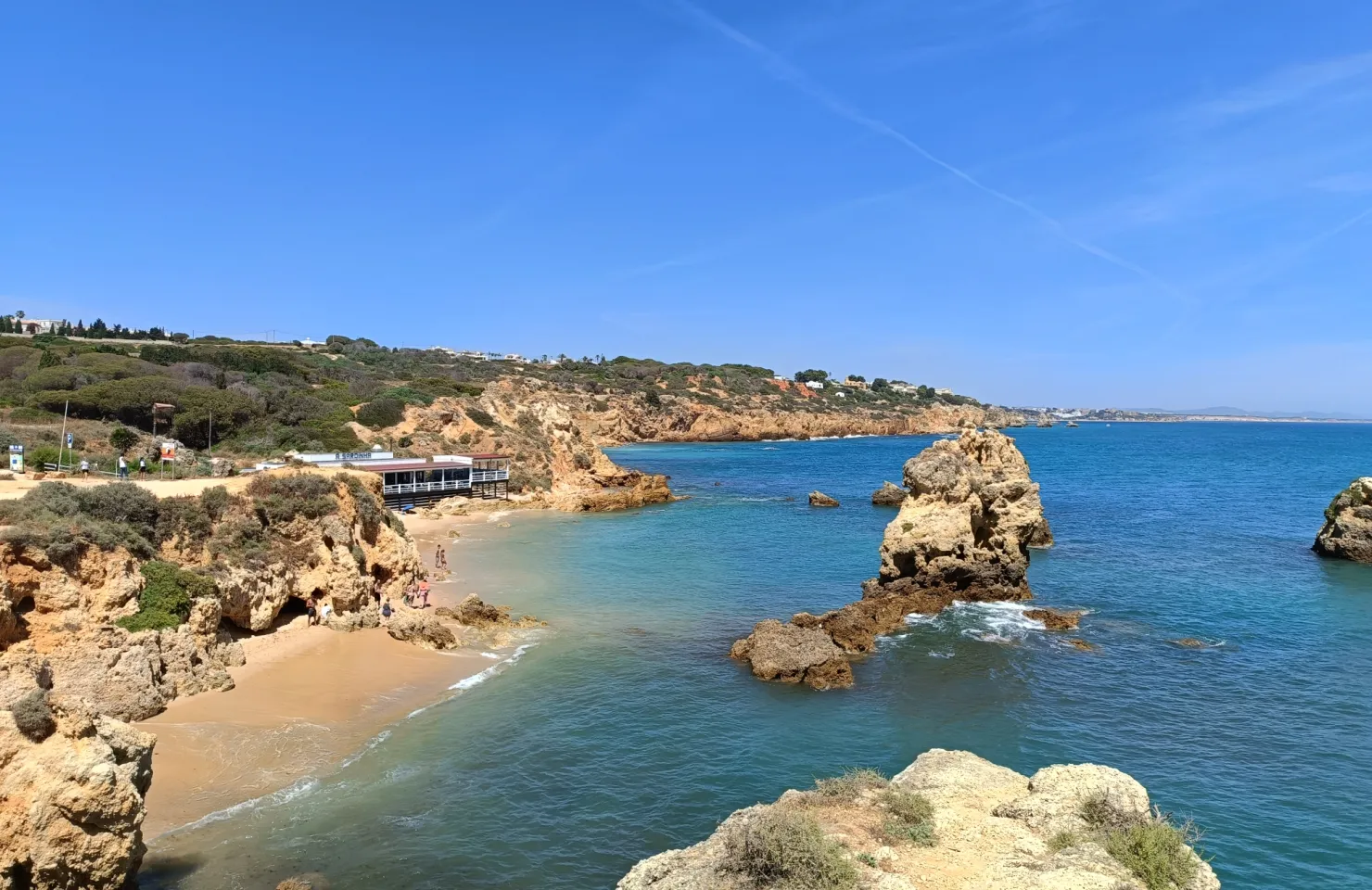 Passeio de barco de grupo de dia inteiro no Algarve